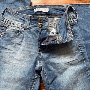 Garage low waisted boot cut jeans 💙